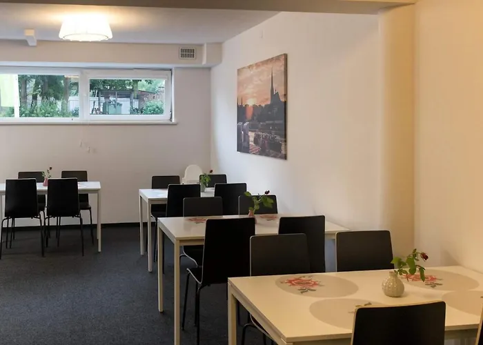 City Rooms Szczecin Bed & Breakfast 3*